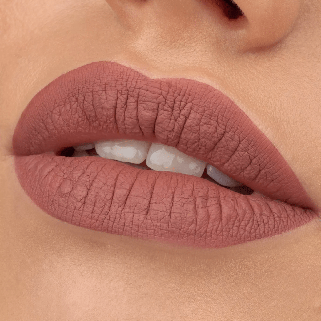 Essence Gloss Stay Matte Liquid 8h n°02
