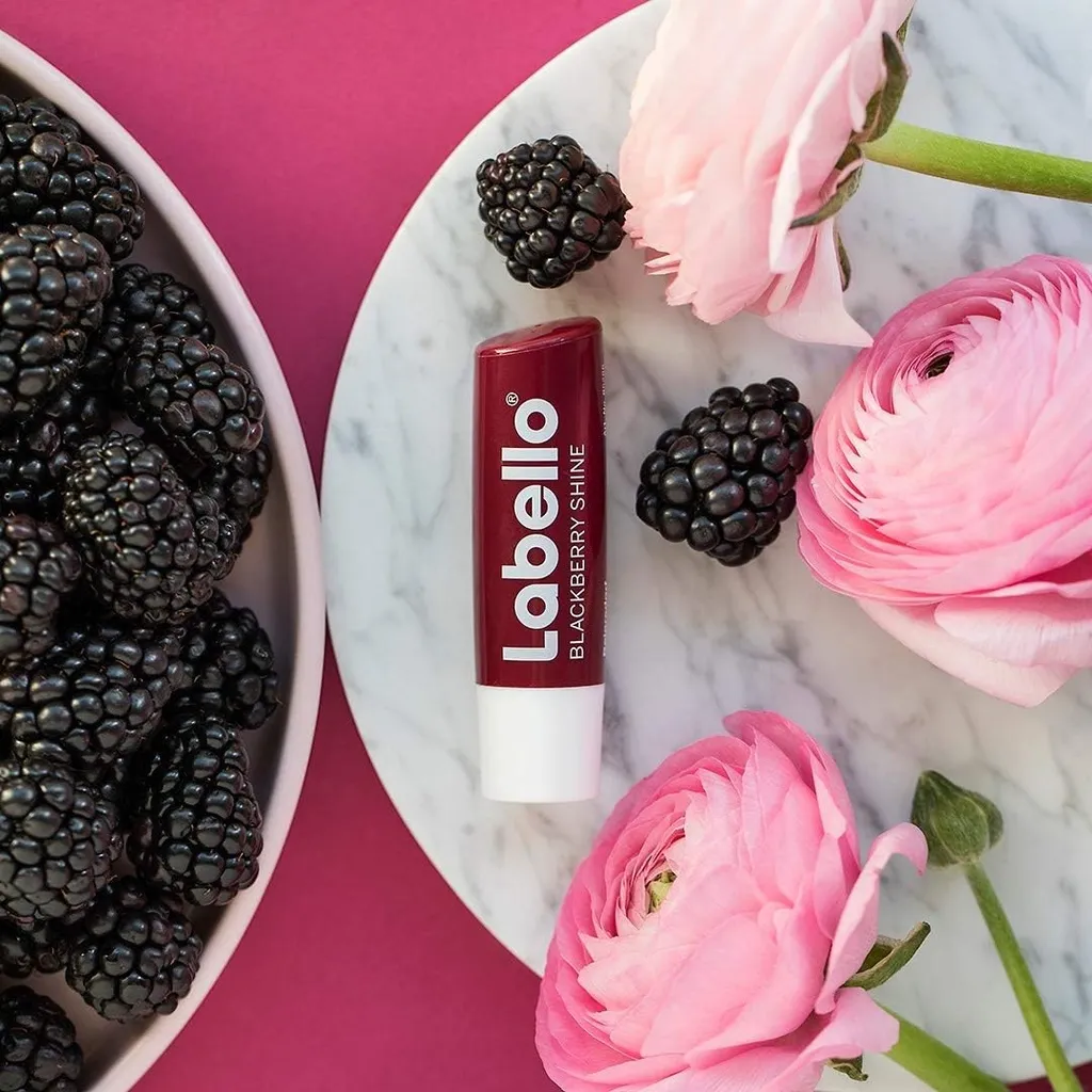Labello Blackberry Shine.webp