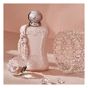 parfums_de_marly_delina_exclusif_parfum_spray_-_lifestyle_2.webp